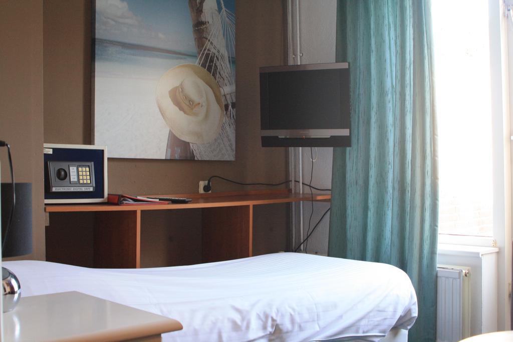 Hotel Zee En Duin Katwijk aan Zee Ruang foto